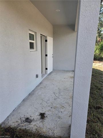 2602 18th ST W, Lehigh Acres, FL 33971