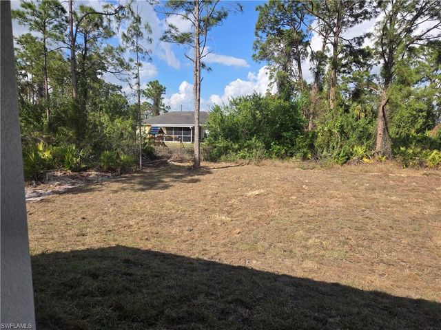2602 18th ST W, Lehigh Acres, FL 33971