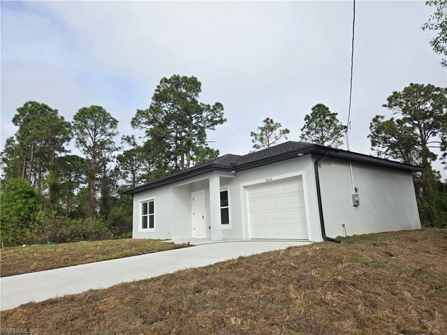 2602 18th ST W, Lehigh Acres, FL 33971