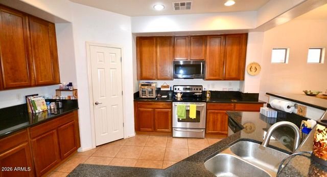 5423 W RANGE MULE Drive, Phoenix, AZ 85083