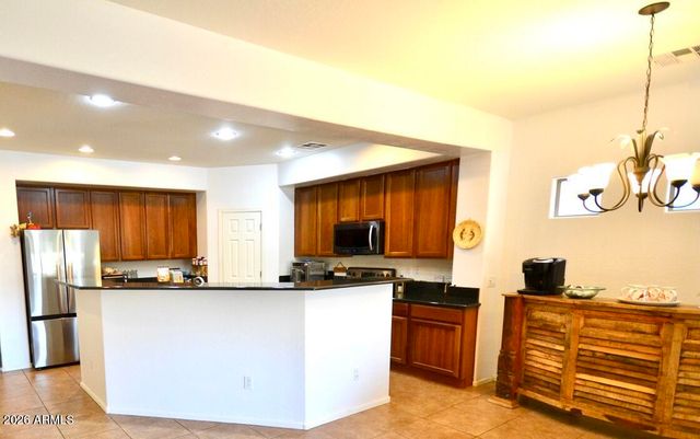 5423 W RANGE MULE Drive, Phoenix, AZ 85083