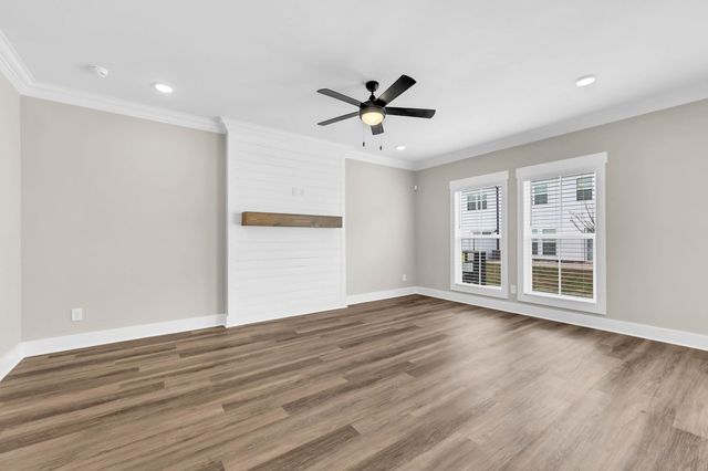 166 Sango Dr Unit 44, Clarksville, TN 37043