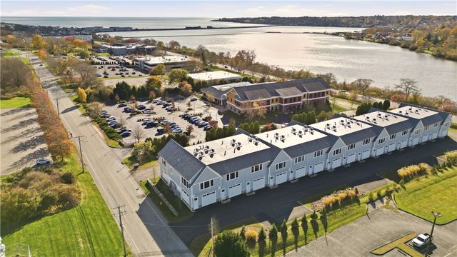 55 John Clarke Road 3, Middletown, RI 02842