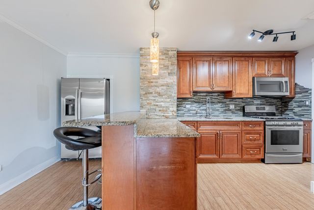 11010 Central Avenue 2A, Chicago Ridge, IL 60415
