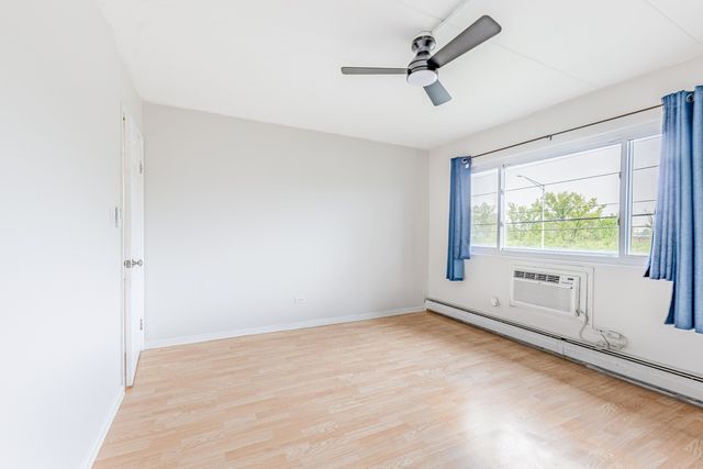 11010 Central Avenue 2A, Chicago Ridge, IL 60415
