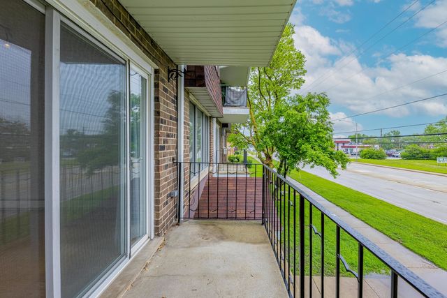 11010 Central Avenue 2A, Chicago Ridge, IL 60415