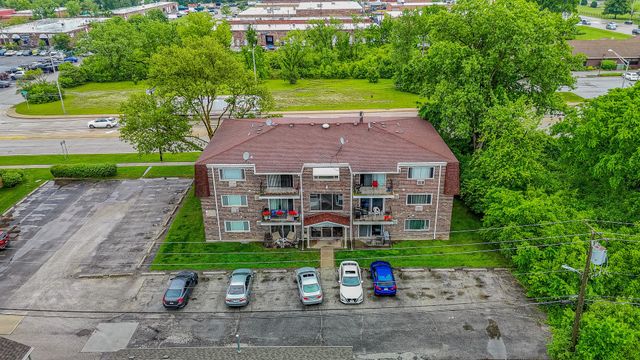 11010 Central Avenue 2A, Chicago Ridge, IL 60415