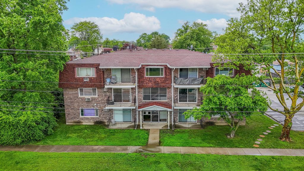 11010 Central Avenue 2A, Chicago Ridge, IL 60415