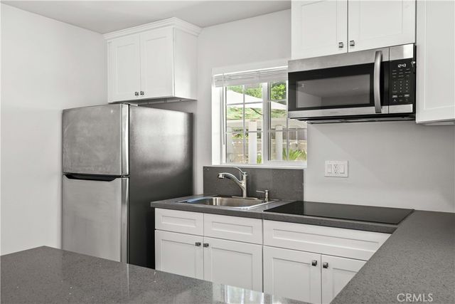 22737 Rodax, West Hills, CA 91304