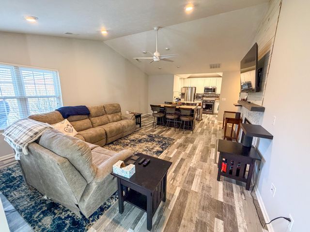 7424 Cherry Brook Drive, Reynoldsburg, OH 43068