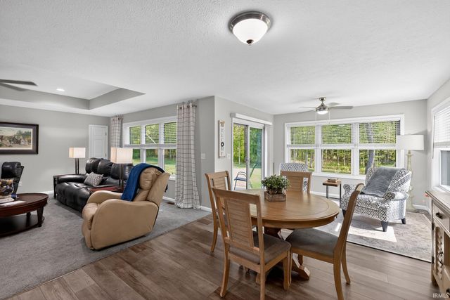 2020 Woodland Estates Drive, Elkhart, IN 46514