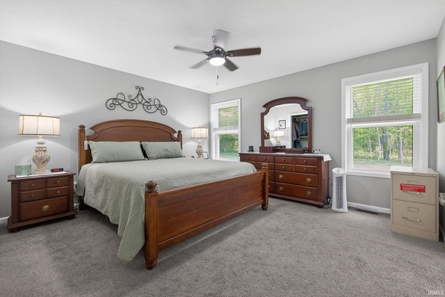 2020 Woodland Estates Drive, Elkhart, IN 46514