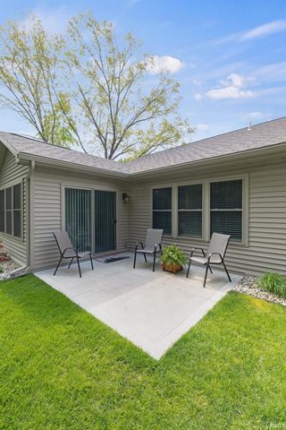2020 Woodland Estates Drive, Elkhart, IN 46514