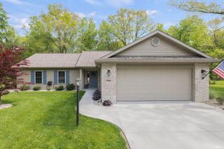2020 Woodland Estates Drive, Elkhart, IN 46514