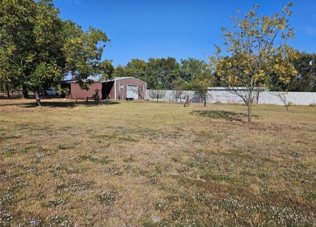 1347 Farm Road 38 S, Brookston, TX 75421