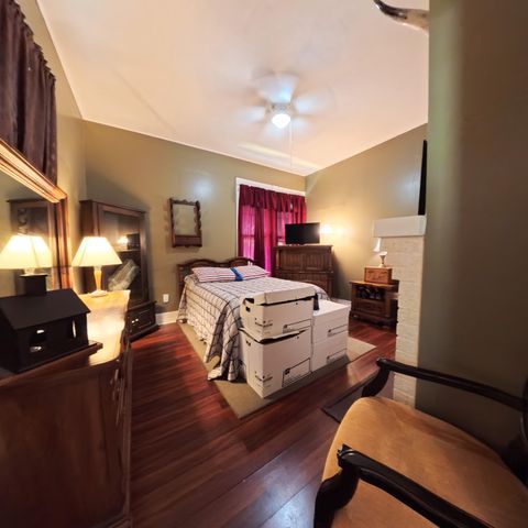 286 Broadway Street, Irvine, KY 40336