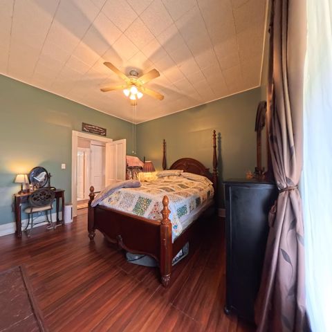 286 Broadway Street, Irvine, KY 40336