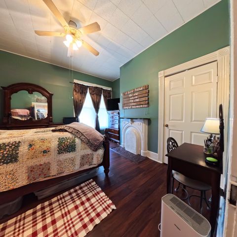 286 Broadway Street, Irvine, KY 40336