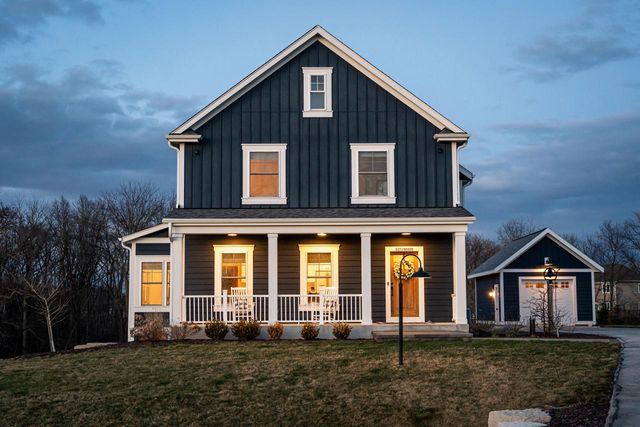 W273N6856 Pintail COURT, Lisbon, WI 53089