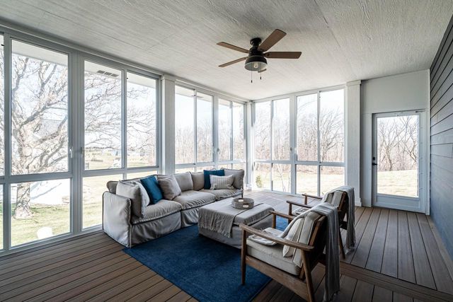W273N6856 Pintail COURT, Lisbon, WI 53089