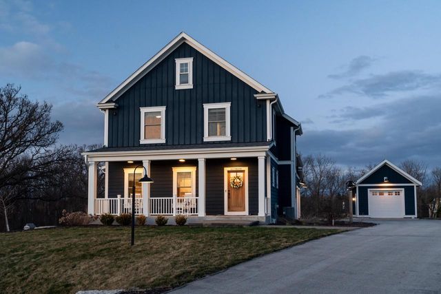 W273N6856 Pintail COURT, Lisbon, WI 53089