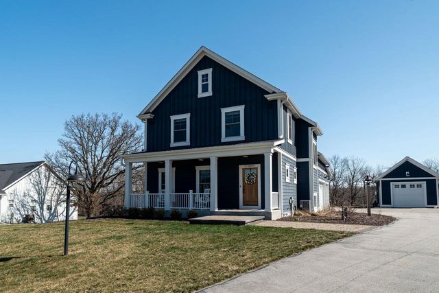 W273N6856 Pintail COURT, Lisbon, WI 53089