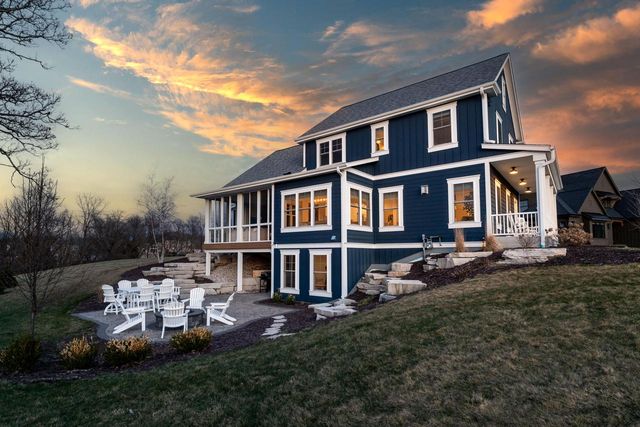 W273N6856 Pintail COURT, Lisbon, WI 53089