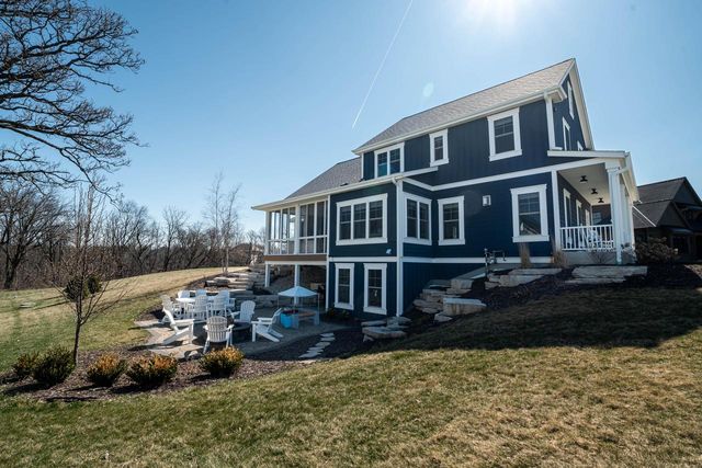 W273N6856 Pintail COURT, Lisbon, WI 53089