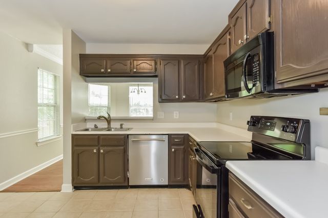 608 Pebblestone Ct, Old Hickory, TN 37138