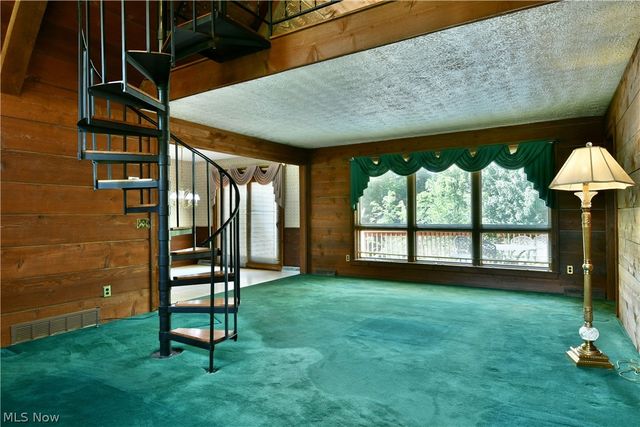 5705 State Route 46, Cortland, OH 44410