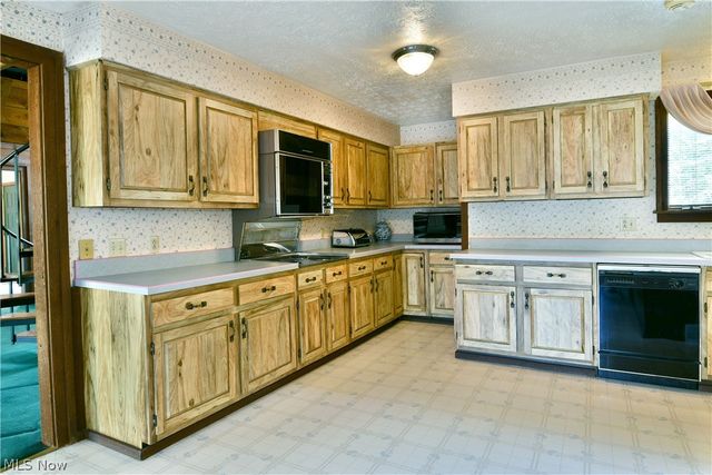 5705 State Route 46, Cortland, OH 44410