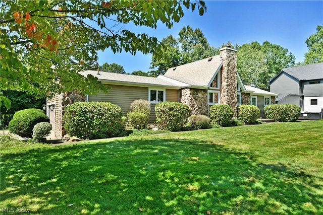5705 State Route 46, Cortland, OH 44410
