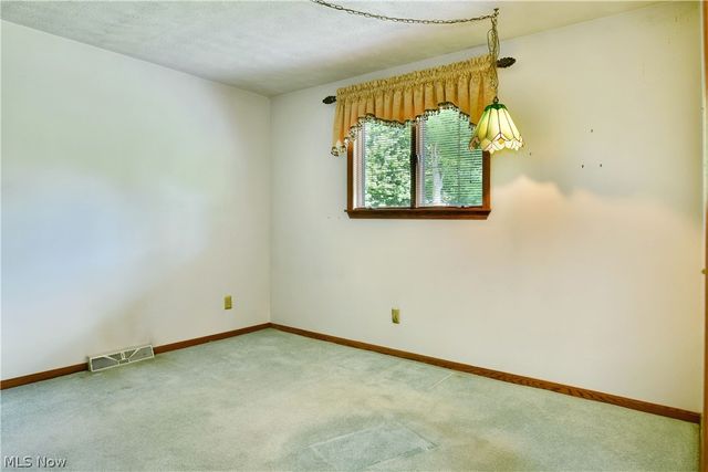 5705 State Route 46, Cortland, OH 44410