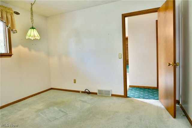 5705 State Route 46, Cortland, OH 44410