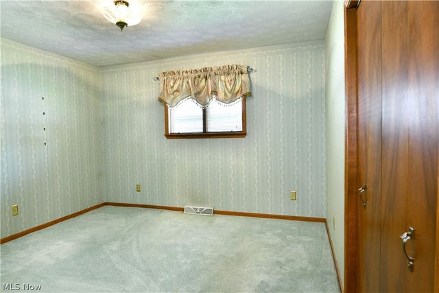 5705 State Route 46, Cortland, OH 44410
