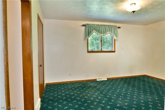 5705 State Route 46, Cortland, OH 44410