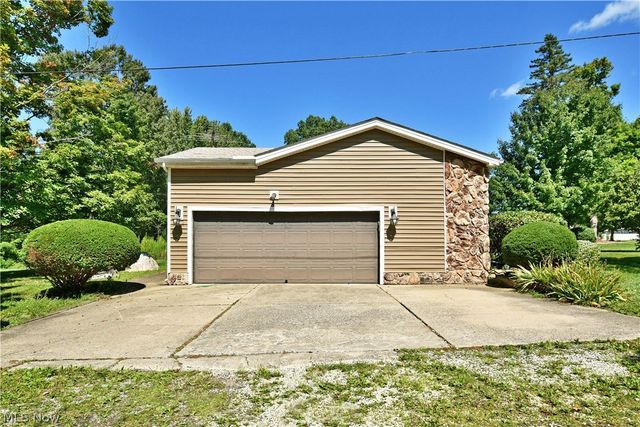 5705 State Route 46, Cortland, OH 44410