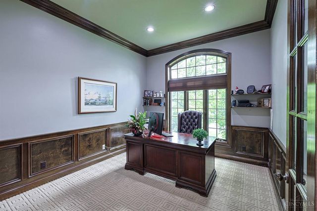 376 Compton Road, Wyoming, OH 45215