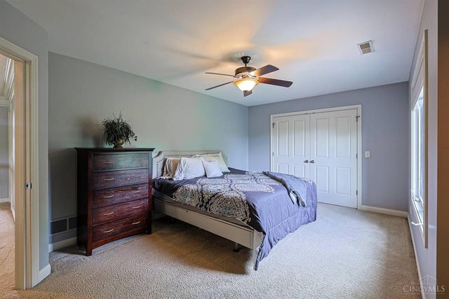 376 Compton Road, Wyoming, OH 45215