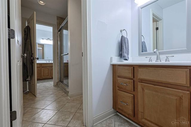 376 Compton Road, Wyoming, OH 45215