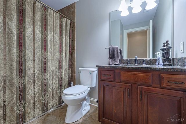 376 Compton Road, Wyoming, OH 45215