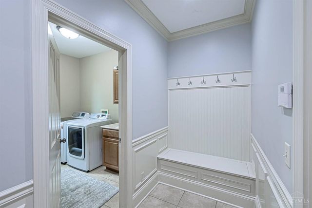 376 Compton Road, Wyoming, OH 45215
