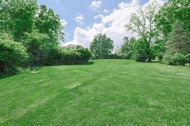 376 Compton Road, Wyoming, OH 45215