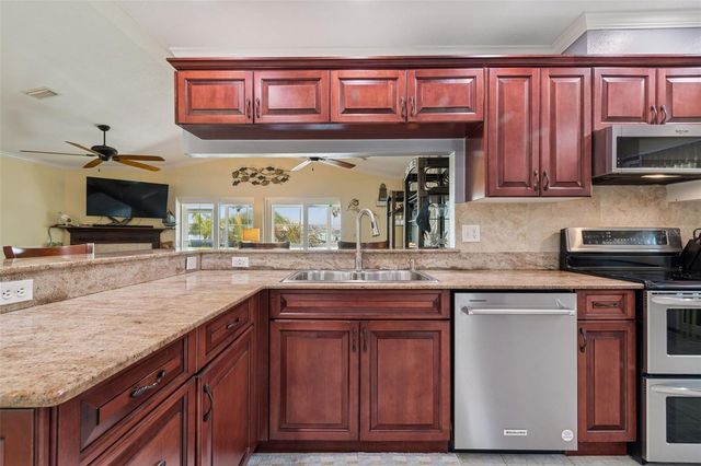 6170 SEASIDE DRIVE, New Port Richey, FL 34652