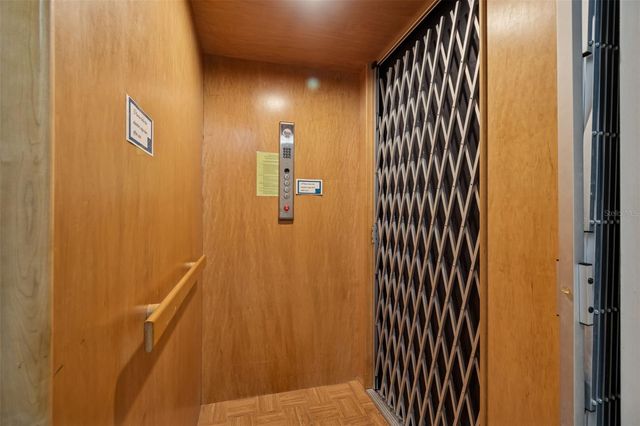 6170 SEASIDE DRIVE, New Port Richey, FL 34652