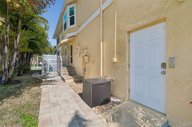 6170 SEASIDE DRIVE, New Port Richey, FL 34652