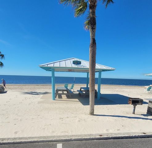 6170 SEASIDE DRIVE, New Port Richey, FL 34652