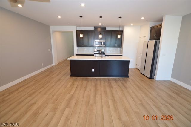 752 Echelon Street, Las Vegas, NV 89138