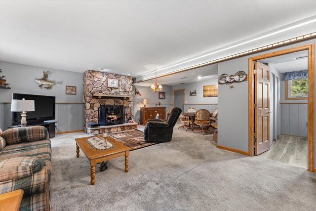 W369S4863 Needle Point DRIVE, Dousman, WI 53118