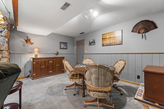W369S4863 Needle Point DRIVE, Dousman, WI 53118